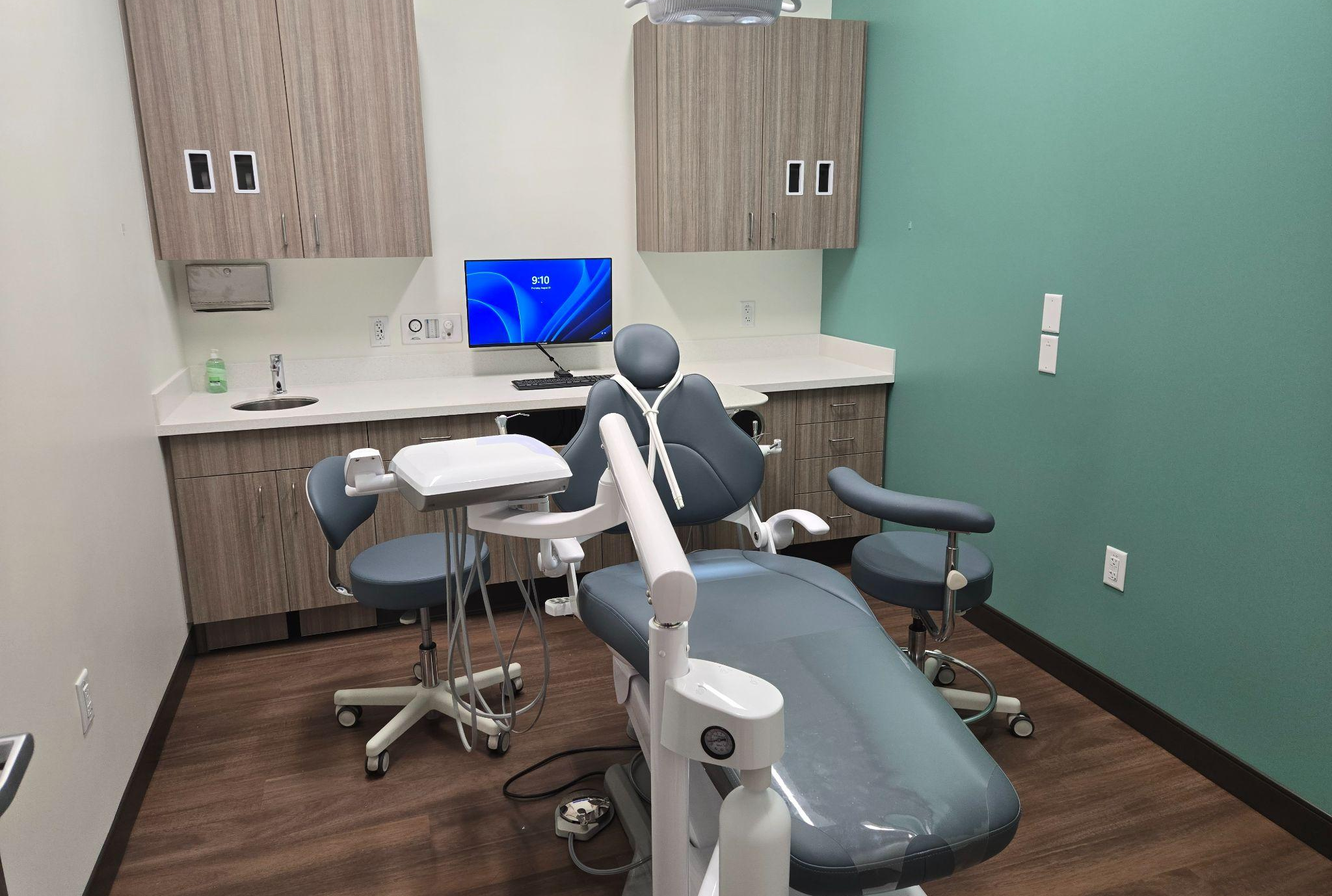 Children’s dentist accepting Medicaid near me in Aurora, CO.